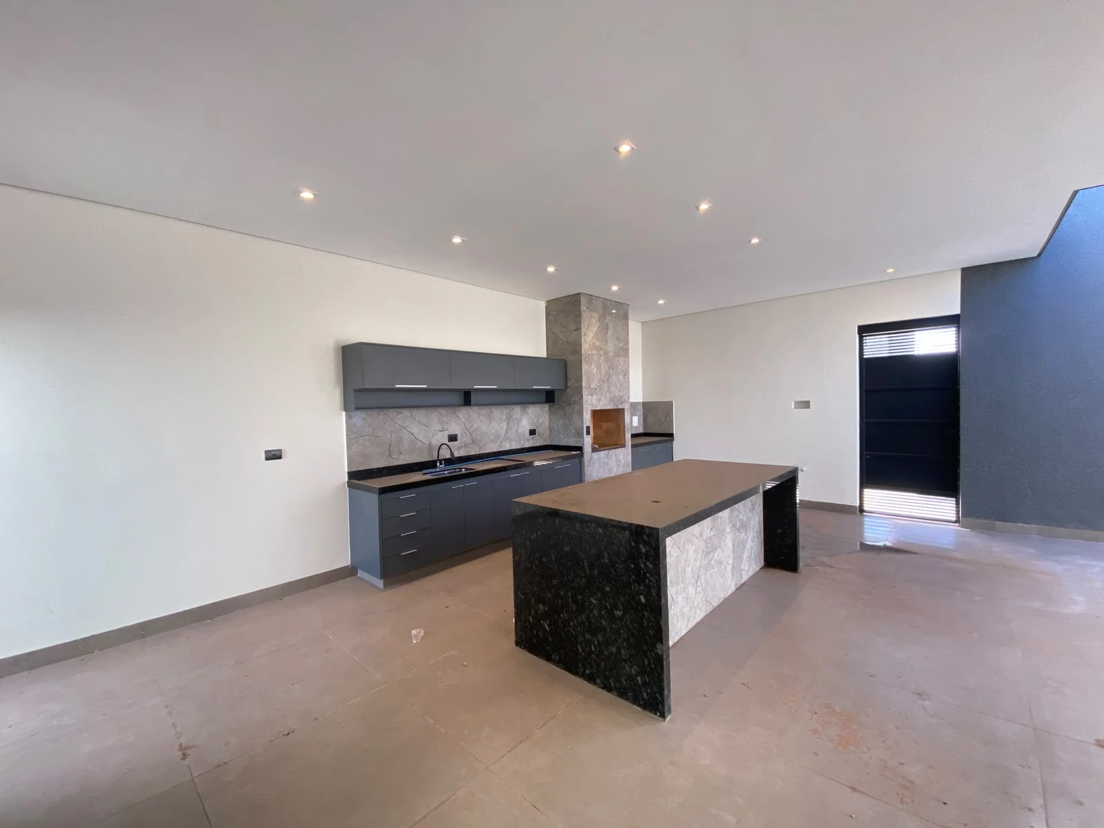 CASA À VENDA – JARDIM VALÊNCIA | ASSIS-SP
