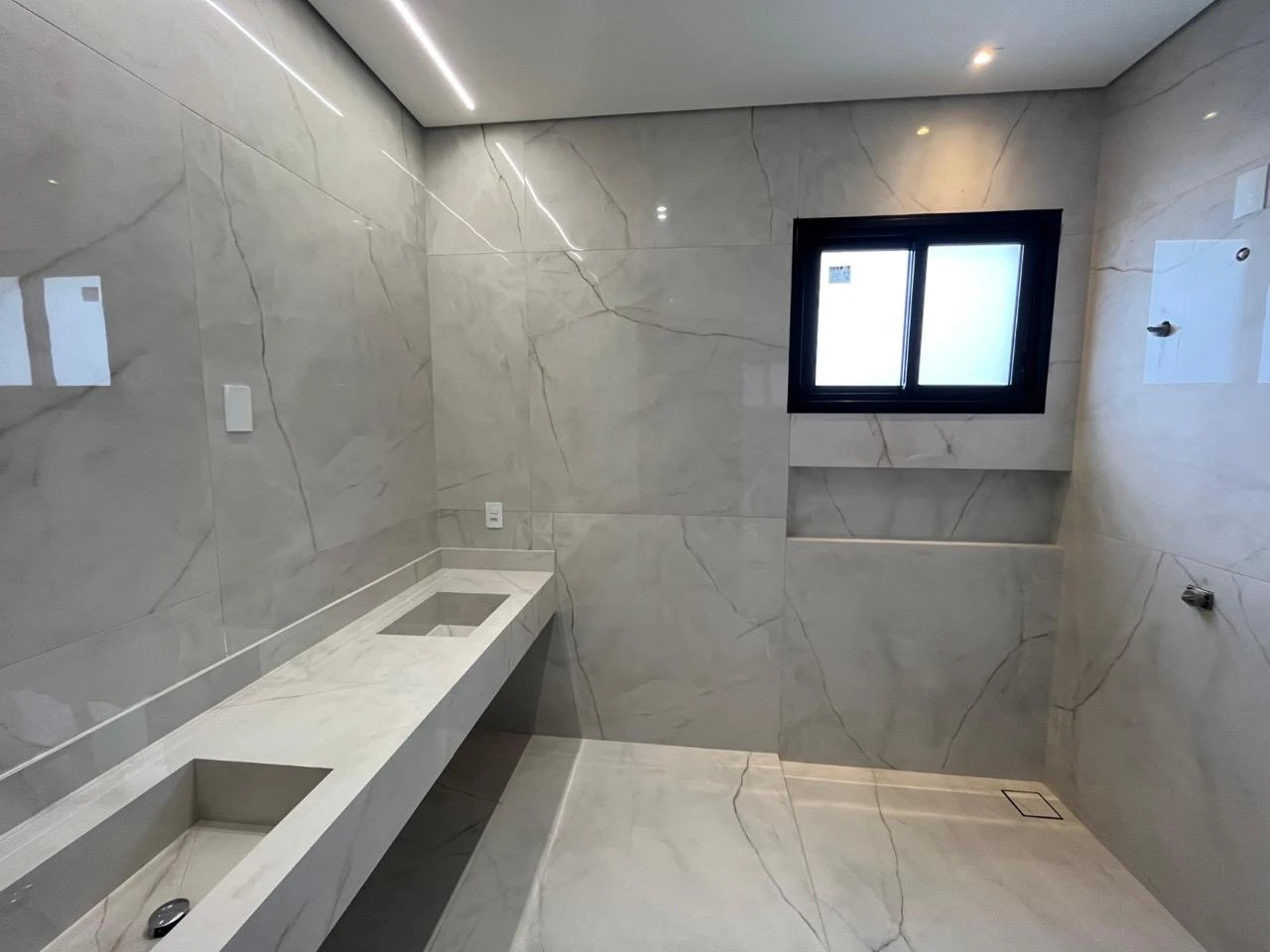 RESIDÊNCIA DE ALTO PADRÃO - RESIDENCIAL RENASCENCE