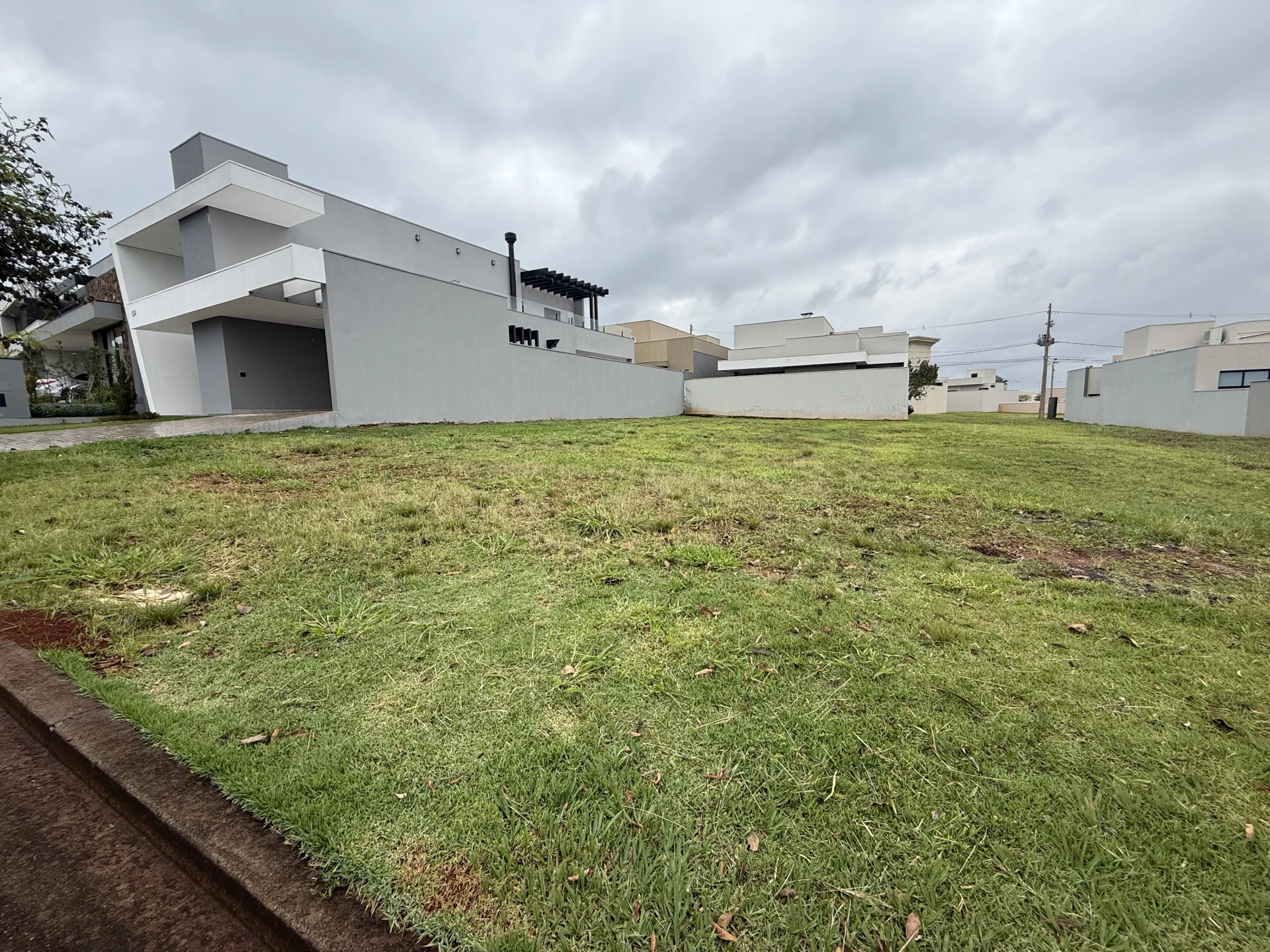 LOTE RESIDENCIAL VILLAGE DAMHA